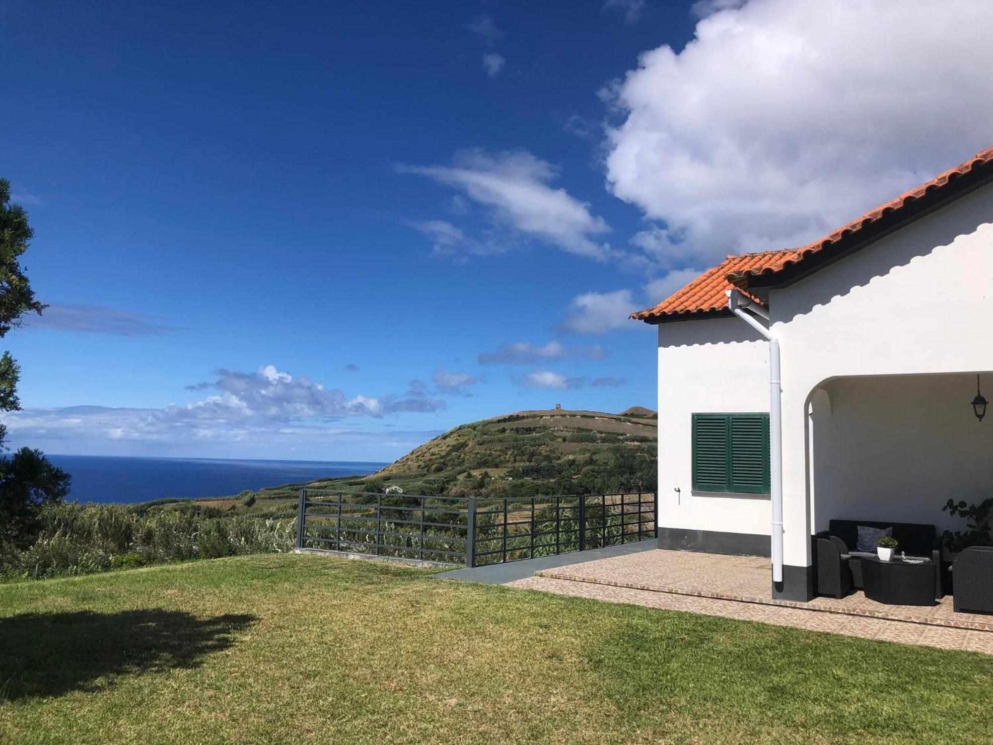 Villa Vivenda Flor à Ponta Delgada Extérieur photo