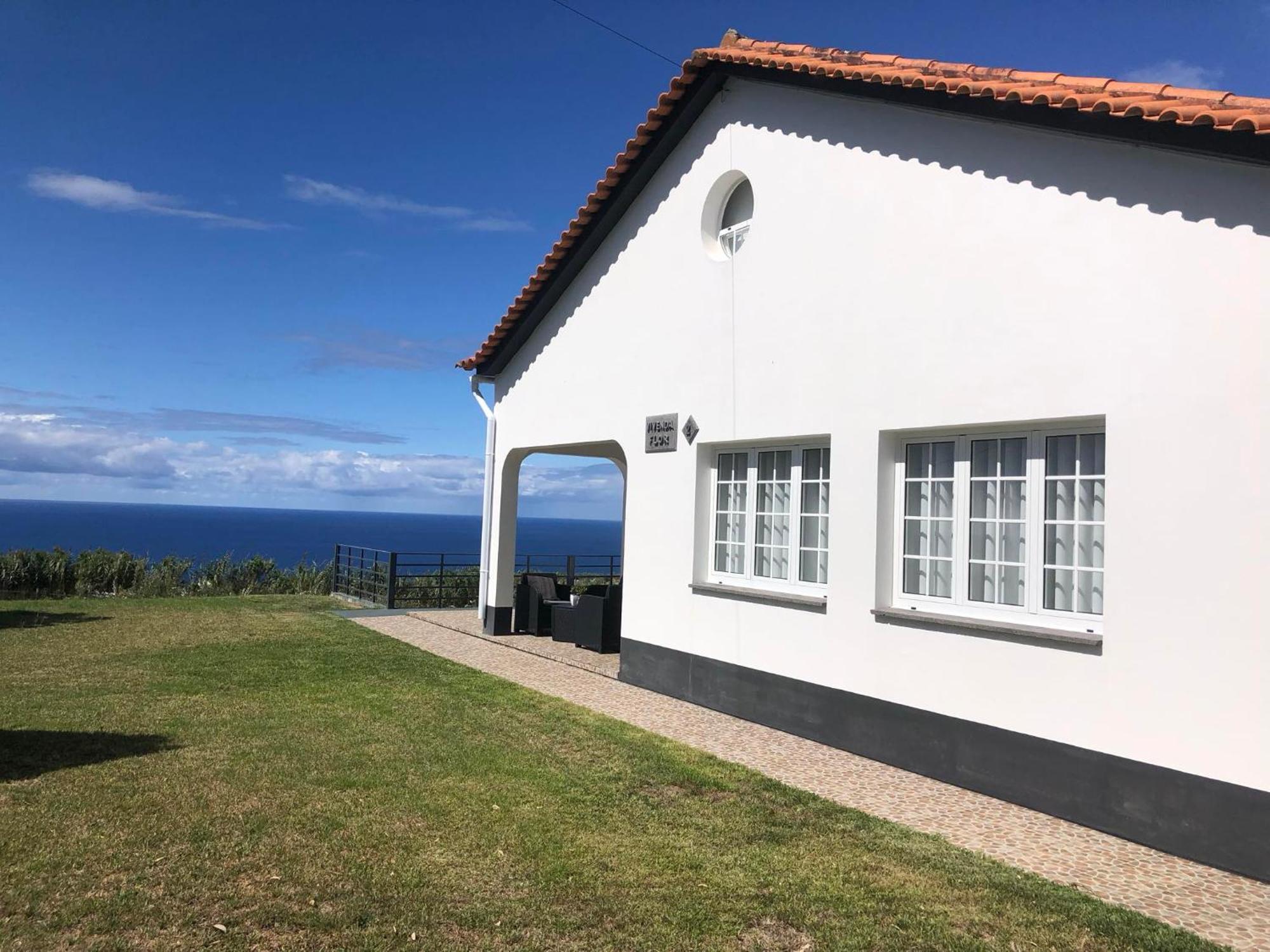 Villa Vivenda Flor à Ponta Delgada Extérieur photo
